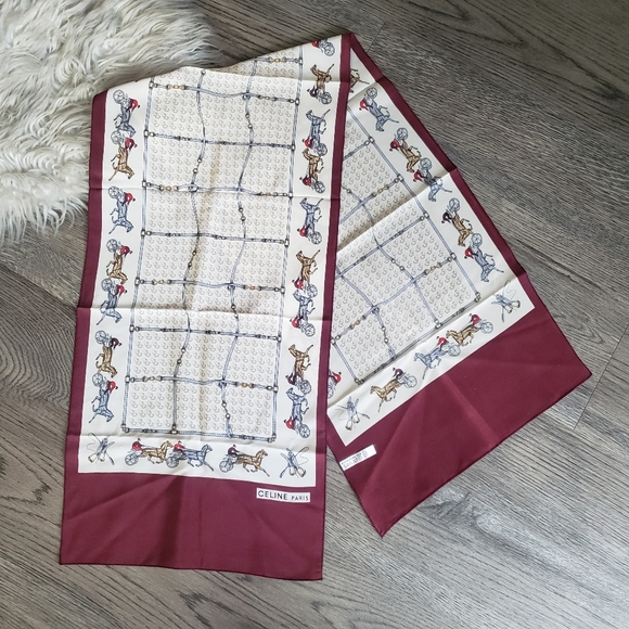 CELINE - Scarf - Picture 5 of 15